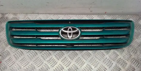 Toyota Avensis T220 Front bumper upper radiator grill 5310144010