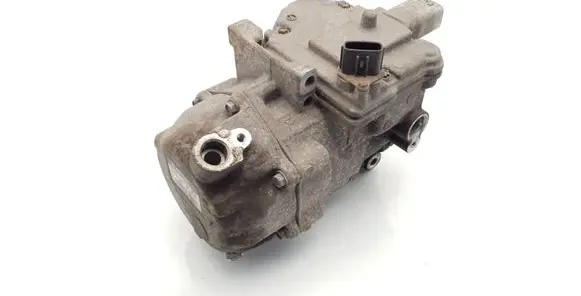 Toyota Auris 150 Air conditioning (A/C) compressor (pump) 0422000420