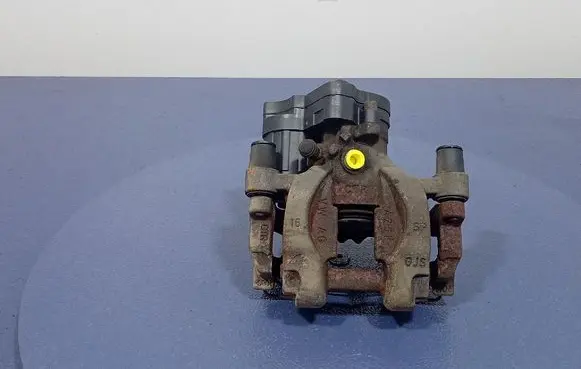 Skoda Superb B5 (3U) Rear brake caliper 3Q0615406