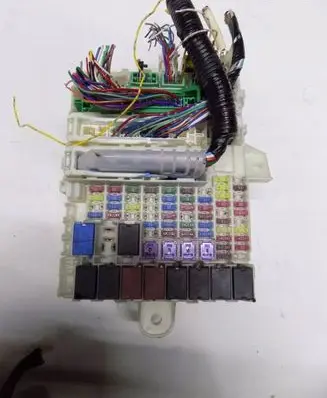 Honda Jazz Relay mounting block 834617kd2