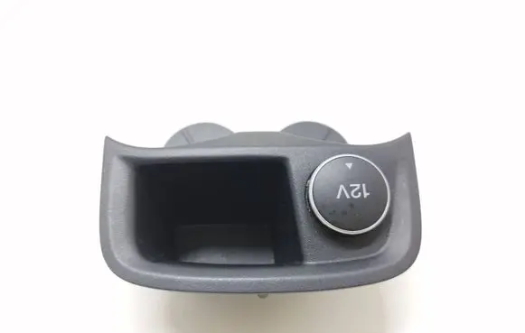 Ford Focus 12 V Socket (front) BM51A047A03A