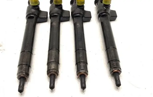 Peugeot 508 Fuel injectors set 9674984080