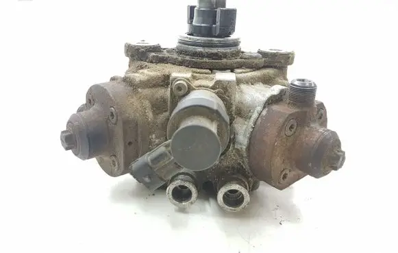 Volvo XC60 Fuel injection high pressure pump 0928400707 1022321946