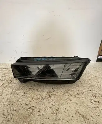 Skoda Octavia Mk4 Headlight/headlamp 5F4941015A