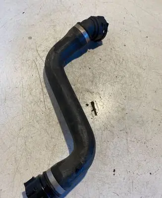BMW 5 F10 F11 Engine coolant pipe/hose