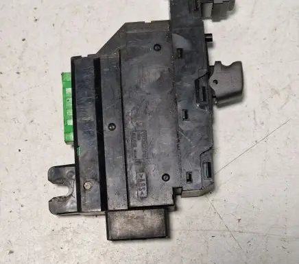 Volvo S80 Electric window control switch 8682950 MP161400018
