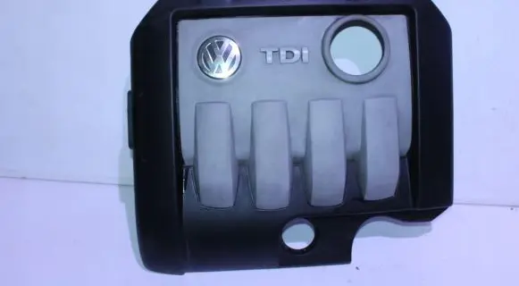 Volkswagen PASSAT B6 Engine cover (trim) 03G103925