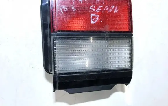 Volkswagen PASSAT B3 Tailgate rear/tail lights 357945107