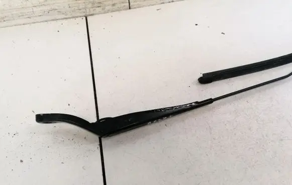 Peugeot Partner Front wiper blade arm 9682974380