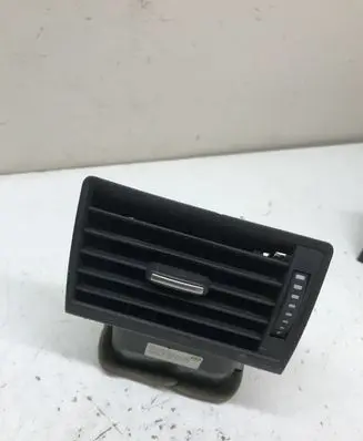 Audi A8 S8 D3 4E Dashboard side air vent grill/cover trim 4E0820902