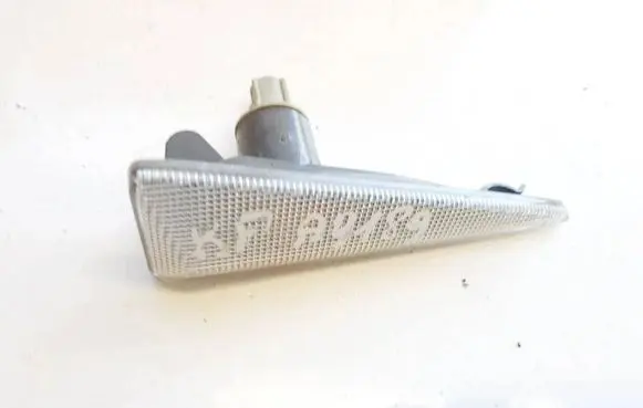 Renault Scenic II - Grand scenic II Front fender indicator light 8200027150