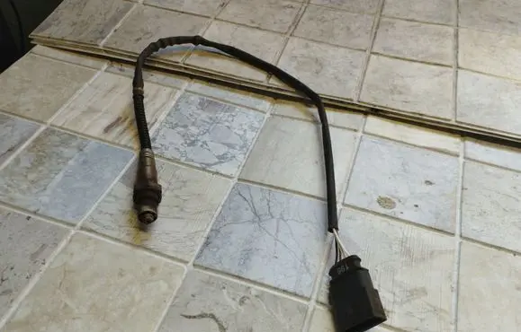 Audi A4 S4 B6 8E 8H Lambda probe sensor 030906262 0258006422