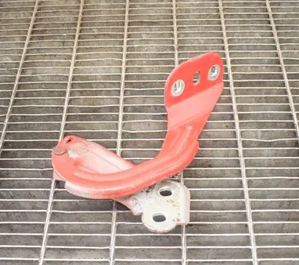 Ford Focus Engine bonnet/hood hinges BM51A16801AD