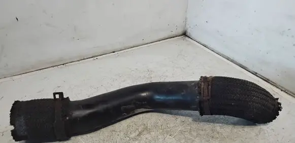 KIA Sorento Engine coolant pipe/hose