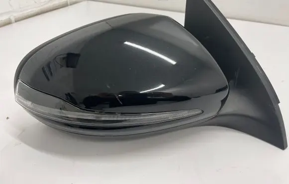 Mercedes-Benz GLA H247 Front door electric wing mirror A2478108807