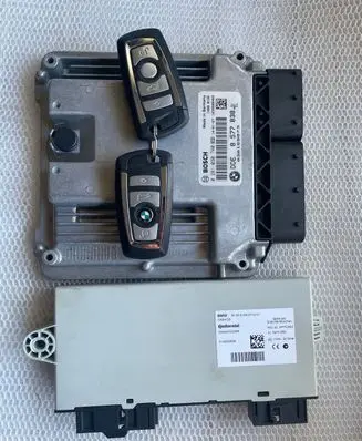 BMW 4 F36 Gran coupe Engine control unit/module 8577838