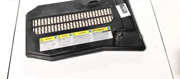 Volkswagen Touareg I Battery box tray cover/lid 7l0864643b