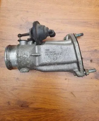 Audi A6 S6 C5 4B Throttle valve 4B0145950C