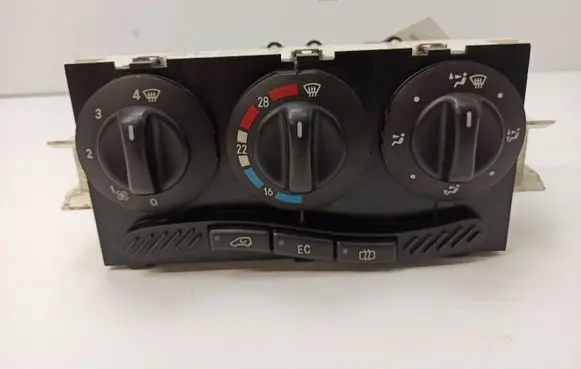 Mercedes-Benz A W168 Climate control unit 1688300485