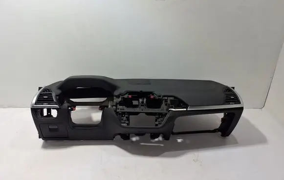 BMW X4M F98 Dashboard 7937975