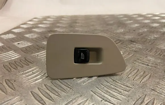 Volvo XC90 Electric window control switch 31376458
