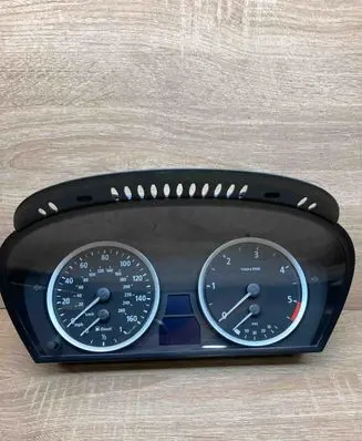 BMW 5 E60 E61 Speedometer (instrument cluster) 9135254 A2C53103634