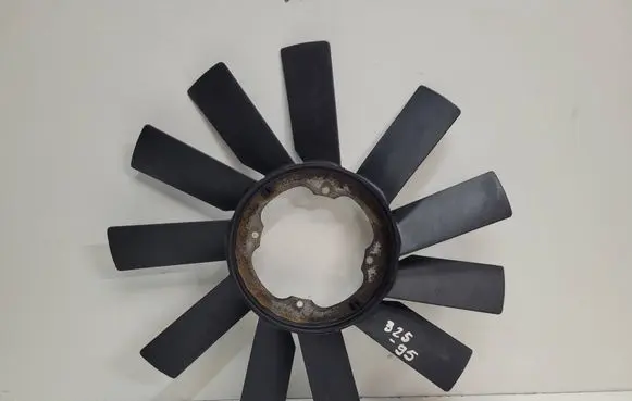 BMW 3 E36 Fan impeller 17233639