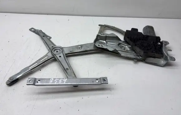 Opel Astra H Front door window regulator with motor 0130821989