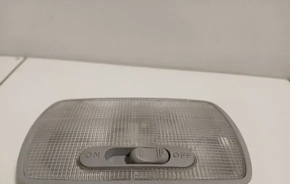 Honda CR-V Rear seat light A15682