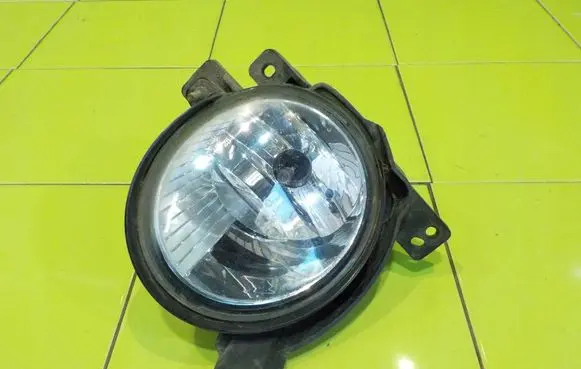 Hyundai Santa Fe Front fog light 922022B5