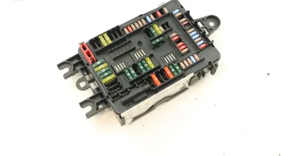 BMW X5 F15 Fuse module 9316569 10325200002