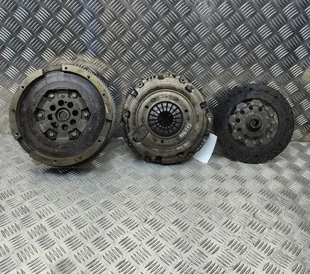 Renault Master III Clutch set kit 301015629R 302054176R