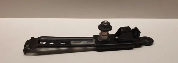 Toyota Corolla Verso AR10 Seat belt height adjuster D526001 D526003