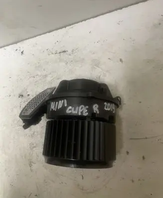 Mini Cooper Countryman F60 Heater fan/blower CZ116243