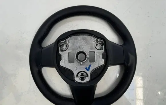 Tesla Model Y Steering wheel 1490214CB 8002838 1T81121171000138