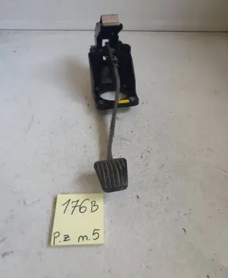 Chevrolet Cruze Clutch pedal 387642