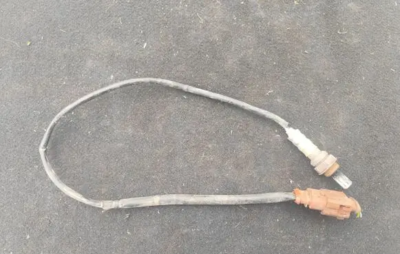 Volkswagen PASSAT B5.5 Lambda probe sensor 1J0973724A 06B906265