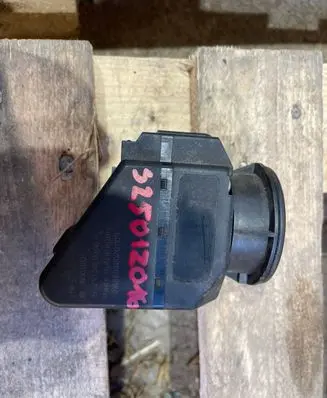 Mercedes-Benz E W210 Ignition lock 2105450008 S2501Z016