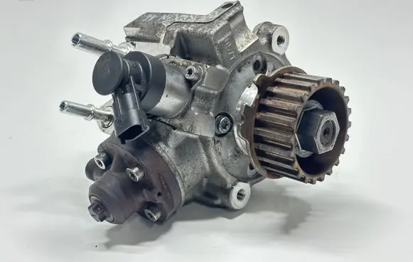 Citroen Berlingo Fuel injection high pressure pump 9811347380 0445010739
