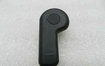 Ford Focus ST Engine bonnet (hood) release handle 1690340 AM5116B626