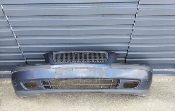 Volvo V70 Front bumper 09190305 2419