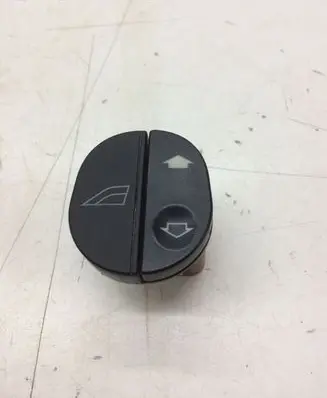 Ford Fiesta Electric window control switch 03153400