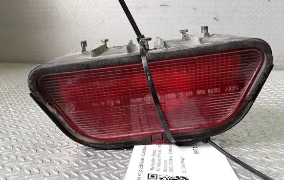 Mercedes-Benz ML W163 Third/center stoplight A1638200156