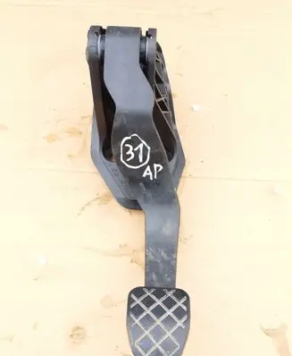 Clutch pedal