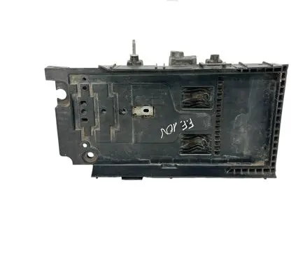 Battery tray