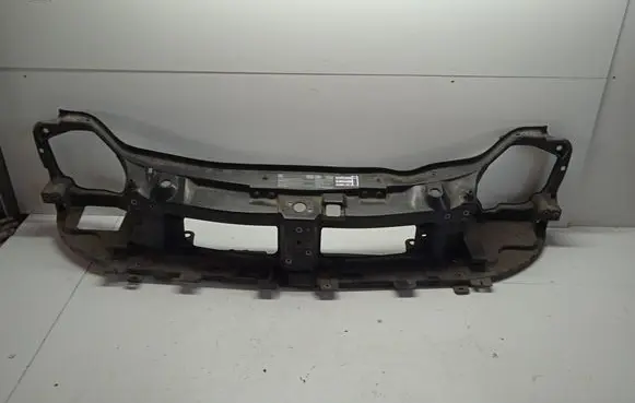 Opel Vivaro Radiator support slam panel 8200219758 93850456