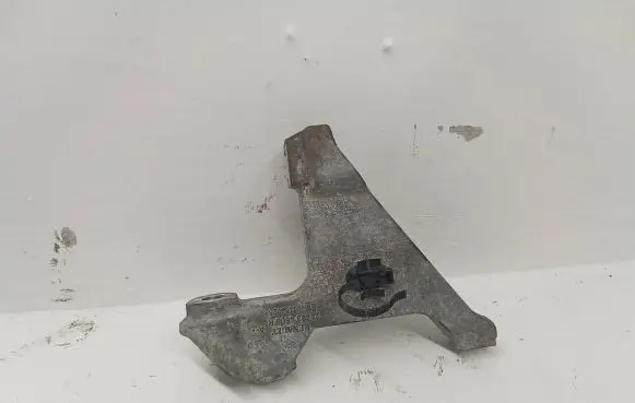 Opel Vivaro Gearbox mounting bracket 244834609R 244834609 93450725