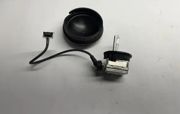 Dodge Challenger Xenon bulb 