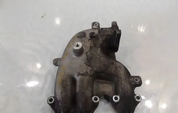 Volkswagen Polo Intake manifold 045129713F