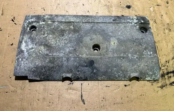 Mercedes-Benz Vito Viano W638 Rocker cam cover A1111501575